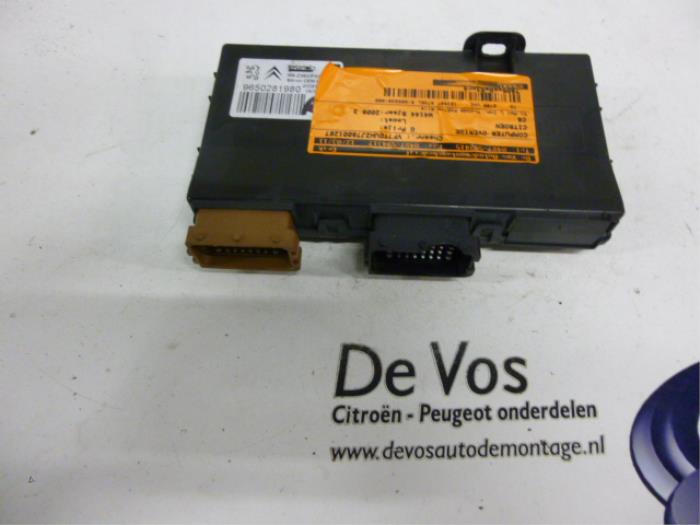 Gebruikte Computer Diversen Citroen C6 (TD) 2.7 HDiF V6 24V Prijs € 115,00 Margeregeling aangeboden door De Vos Onderdelen