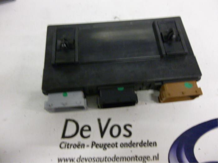 Gebruikte Computer Diversen Citroen C6 (TD) 2.7 HDiF V6 24V Prijs € 115,00 Margeregeling aangeboden door De Vos Onderdelen