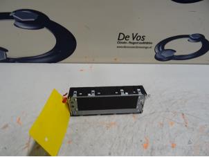 Gebruikte Display Interieur Citroen DS4 Prijs € 100,00 Margeregeling aangeboden door De Vos Onderdelen