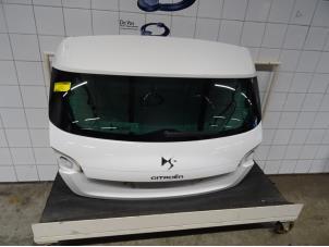 Gebruikte Achterklep Citroen DS4 Prijs € 250,00 Margeregeling aangeboden door De Vos Onderdelen