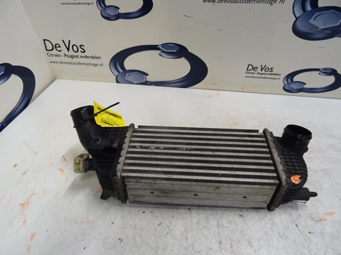 Gebruikte Intercooler Peugeot 508 Prijs € 80,00 Margeregeling aangeboden door De Vos Onderdelen