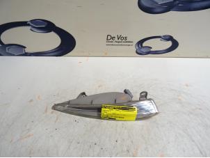 Gebruikte Stadslicht rechts Citroen DS5 (KD/KF) 2.0 165 HYbrid4 16V Prijs € 60,00 Margeregeling aangeboden door De Vos Onderdelen