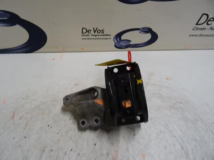 Gebruikte Motorrubber Citroen DS5 (KD/KF) 2.0 165 HYbrid4 16V Prijs € 80,00 Margeregeling aangeboden door De Vos Onderdelen