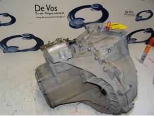 Gebruikte Versnellingsbak Citroen DS3 Prijs € 600,00 Margeregeling aangeboden door De Vos Onderdelen