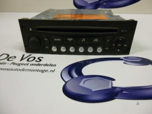 Gebruikte Radio CD Speler Citroen C4 Picasso (UD/UE/UF) 1.6 HDi 16V 110 Prijs € 50,00 Margeregeling aangeboden door De Vos Autodemontagebedrijf