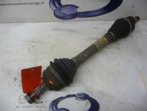 Gebruikte Cardanas links-voor (VWA) Citroen C4 Picasso (UD/UE/UF) 1.6 HDi 16V 110 Prijs € 70,00 Margeregeling aangeboden door De Vos Onderdelen