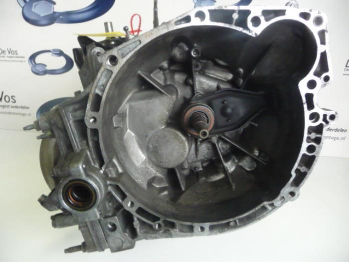 Gebruikte Versnellingsbak Peugeot 607 (9D/U) 2.0 HDiF 16V Prijs € 650,00 Margeregeling aangeboden door De Vos Onderdelen