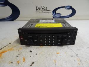 Gebruikte Radio CD Speler Citroen C8 (EA/EB) 3.0 V6 24V Prijs € 135,00 Margeregeling aangeboden door De Vos Autodemontagebedrijf
