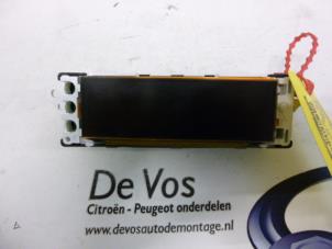 Gebruikte Display Interieur Citroen Berlingo 1.6 Hdi 16V 90 Prijs € 55,00 Margeregeling aangeboden door De Vos Onderdelen