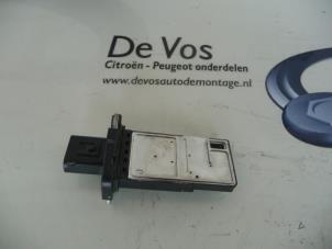 Gebruikte Luchthoeveelheidsmeter Peugeot Boxer Prijs € 70,00 Margeregeling aangeboden door De Vos Onderdelen