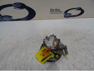 Gebruikte Stuurbekrachtiging Pomp Citroen Berlingo Cinqspace, Multispace 1.6i Prijs € 115,00 Margeregeling aangeboden door De Vos Onderdelen