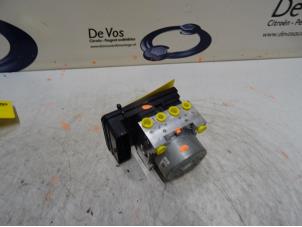 Gebruikte ABS Pomp Opel Corsa Prijs € 350,00 Margeregeling aangeboden door De Vos Onderdelen