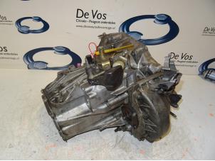 Gebruikte Versnellingsbak Peugeot 607 (9D/U) 2.0 HDiF 16V Prijs € 450,00 Margeregeling aangeboden door De Vos Autodemontagebedrijf