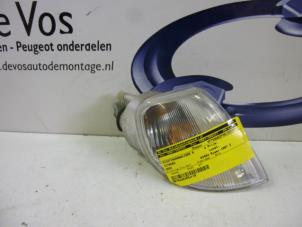 Gebruikte Knipperlicht rechts Citroen Saxo 1.1i X,SX Prijs € 10,00 Margeregeling aangeboden door De Vos Autodemontagebedrijf