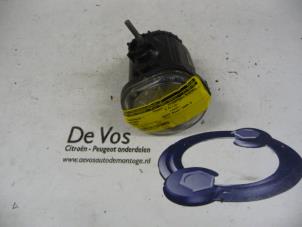 Gebruikte Verstraler links Peugeot Boxer (244) 2.8 HDi 127 Prijs € 35,00 Margeregeling aangeboden door De Vos Onderdelen