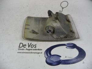 Gebruikte Richtingaanwijzer links Peugeot Boxer (230L) 2.5D 270C 12V Prijs € 15,00 Margeregeling aangeboden door De Vos Onderdelen