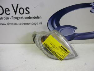 Gebruikte Pinker rechts Citroen Saxo 1.1i X,SX Prijs € 10,00 Margeregeling aangeboden door De Vos Autodemontagebedrijf