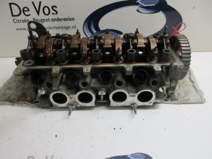 Gebruikte Cilinderkop Peugeot 306 Break (7E) 1.6i XR,XT,ST Prijs € 160,00 Margeregeling aangeboden door De Vos Onderdelen