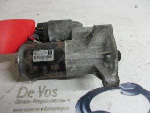 Gebruikte Startmotor Peugeot 407 Prijs € 70,00 Margeregeling aangeboden door De Vos Onderdelen