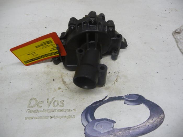 Gebruikte Waterpomp Peugeot 407 (6D) 1.8 16V Prijs € 35,00 Margeregeling aangeboden door De Vos Onderdelen