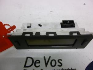 Gebruikte Display Interieur Peugeot 807 2.0 HDi 16V Prijs € 80,00 Margeregeling aangeboden door De Vos Onderdelen