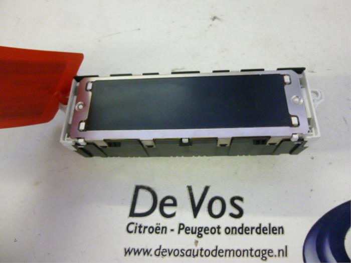Gebruikte Display Interieur Citroen C5 Prijs € 70,00 Margeregeling aangeboden door De Vos Onderdelen
