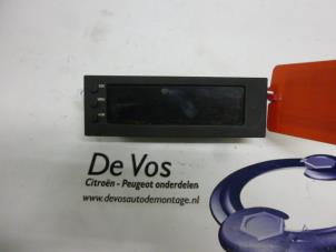 Gebruikte Display Interieur Citroen C2 (JM) 1.1 Prijs € 70,00 Margeregeling aangeboden door De Vos Onderdelen