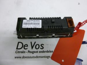 Display Interieur van een Citroën C2 (JM) 1.1 2008
