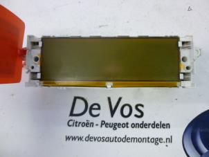 Gebruikte Display Interieur Citroen C4 Berline (LC) 1.6 HDi 16V Prijs € 70,00 Margeregeling aangeboden door De Vos Onderdelen