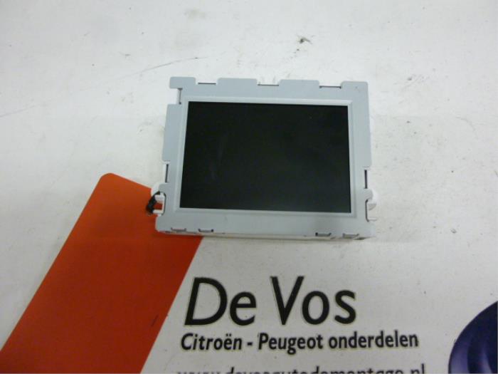 Gebruikte Display Interieur Peugeot 3008 I (0U/HU) 2.0 HDiF 16V Prijs € 90,00 Margeregeling aangeboden door De Vos Onderdelen