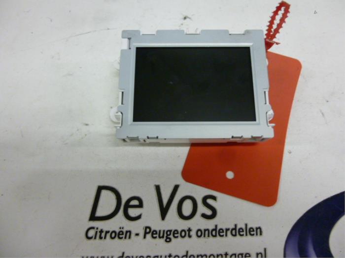 Gebruikte Display Interieur Peugeot 3008 I (0U/HU) 1.6 HDiF 16V Prijs € 90,00 Margeregeling aangeboden door De Vos Onderdelen