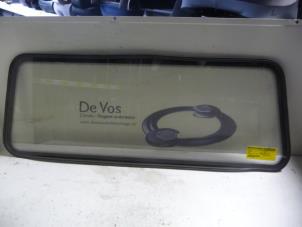 Gebruikte Ruit achter Citroen Jumpy (BS/BT/BY/BZ) 2.0 HDi 90 Prijs € 35,00 Margeregeling aangeboden door De Vos Onderdelen