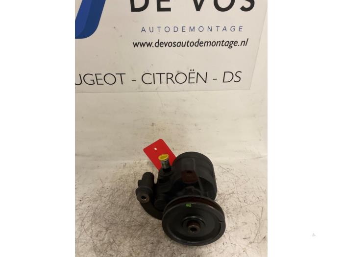 Gebruikte Stuurpomp Peugeot 605 (6B) 2.0 SRTi/SRVi Turbo Prijs € 115,00 Margeregeling aangeboden door De Vos Onderdelen