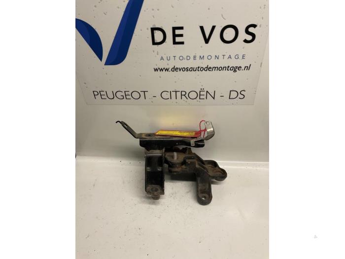 Gebruikte Motorsteun Citroen C1 1.0 12V Prijs € 35,00 Margeregeling aangeboden door De Vos Onderdelen
