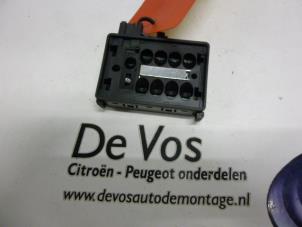 Gebruikte Regensensor Peugeot 207 CC (WB) 1.6 16V Prijs € 45,00 Margeregeling aangeboden door De Vos Autodemontagebedrijf
