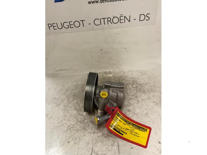 Gebruikte Pomp Servo Citroen Berlingo 1.6 Hdi 75 16V Phase 1 Prijs € 90,00 Margeregeling aangeboden door De Vos Onderdelen