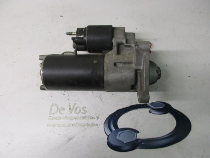 Gebruikte Startmotor Peugeot 406 (8B) 2.0 S,SL,ST,STX 16V Prijs € 55,00 Margeregeling aangeboden door De Vos Onderdelen