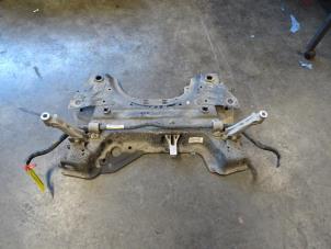 Gebruikte Subframe Peugeot 308 Prijs € 200,00 Margeregeling aangeboden door De Vos Onderdelen