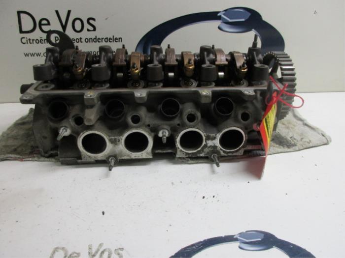 Gebruikte Cilinderkop Peugeot 306 Break (7E) 1.6i XR,XT,ST Prijs € 160,00 Margeregeling aangeboden door De Vos Onderdelen