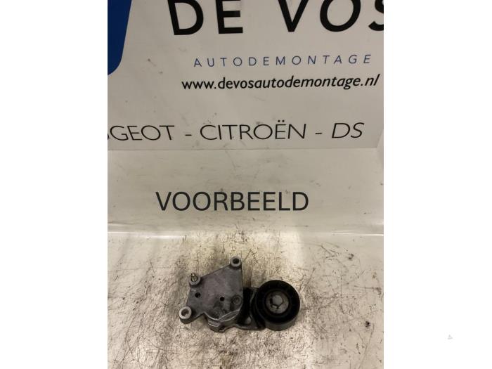 Gebruikte Spanrol Multiriem Citroen Pluriel Prijs € 25,00 Margeregeling aangeboden door De Vos Onderdelen
