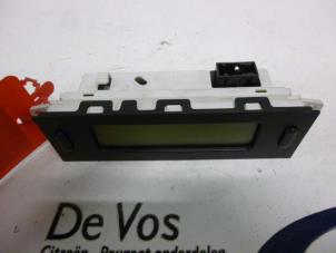 Gebruikte Display Interieur Citroen C8 (EA/EB) 2.2 HDi 16V Prijs € 70,00 Margeregeling aangeboden door De Vos Onderdelen