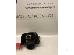 Gebruikte Motorrubber Peugeot 308 SW (4E/H) 1.6 16V THP 150 Prijs € 35,00 Margeregeling aangeboden door De Vos Onderdelen