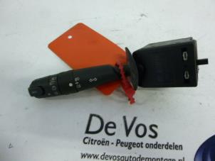 Gebruikte Combischakelaar Stuurkolom Peugeot 607 (9D/U) 2.2 HDi 16V FAP Prijs € 35,00 Margeregeling aangeboden door De Vos Autodemontagebedrijf