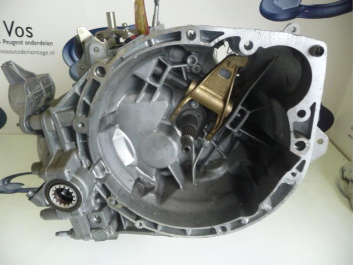 Gebruikte Versnellingsbak Citroen C5 I Berline (DC) 2.0 HDi 110 Prijs € 650,00 Margeregeling aangeboden door De Vos Onderdelen