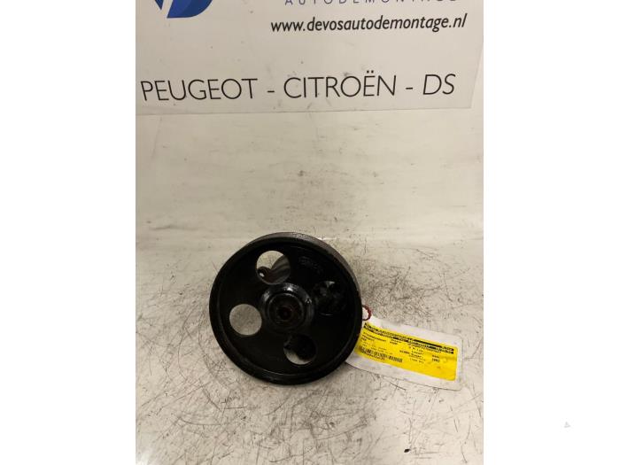 Gebruikte Servopomp Peugeot 405 Prijs € 70,00 Margeregeling aangeboden door De Vos Onderdelen