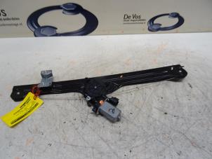 Gebruikte Ruitmechaniek 4Deurs rechts-voor Peugeot Boxer Prijs € 90,00 Margeregeling aangeboden door De Vos Onderdelen