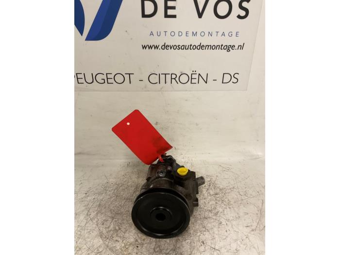 Gebruikte Stuurpomp Peugeot Boxer (230L) 1.9dT 270C Prijs € 100,00 Margeregeling aangeboden door De Vos Onderdelen