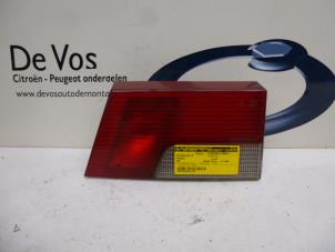 Gebruikte Achterlicht rechts Peugeot 405 II Break (4E) 1.9 GLD,GRD Prijs € 15,00 Margeregeling aangeboden door De Vos Autodemontagebedrijf