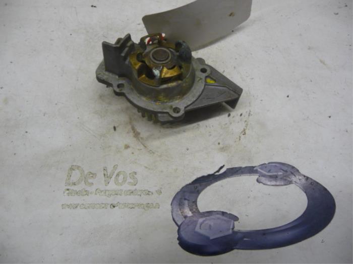 Gebruikte Waterpomp Citroen Xantia (X1/2) 1.6i X,Sensation Prijs € 45,00 Margeregeling aangeboden door De Vos Onderdelen