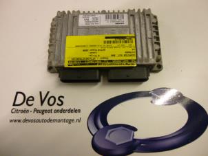 Gebruikte Computer Automatische Bak Citroen C4 Berline (LC) 1.6 16V Prijs € 100,00 Margeregeling aangeboden door De Vos Onderdelen